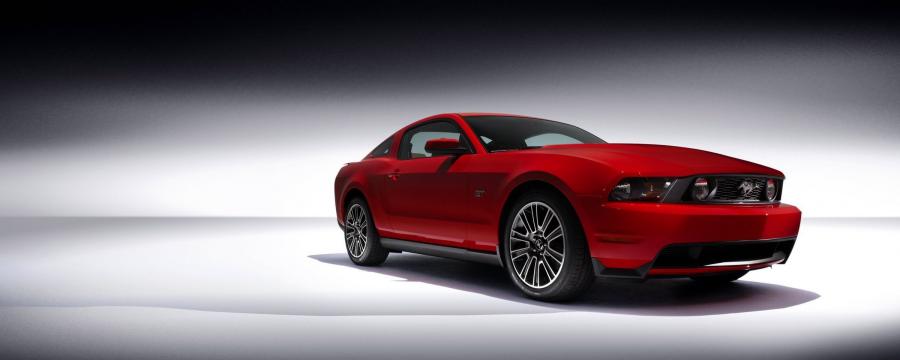  Ford Mustang GT 2010 года  (фото 165 из 213)
